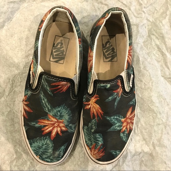 Vans Shoes - Vans Hawaiian flora slip-ons